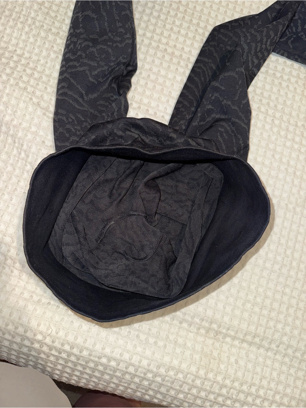 2/$20 - Gymshark Black Jacquard High-Rise Leggings - Picture 3 of 4